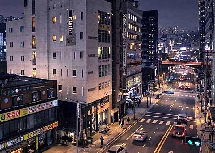 Hotel Connected Guro 3*